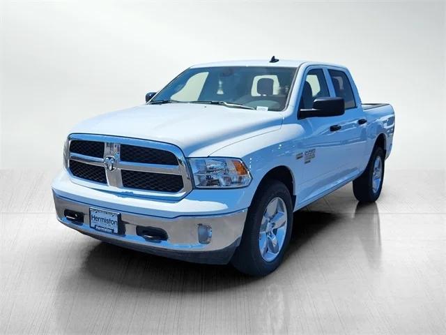 2023 RAM Ram 1500 Classic RAM 1500 CLASSIC TRADESMAN CREW CAB 4X4 57 BOX