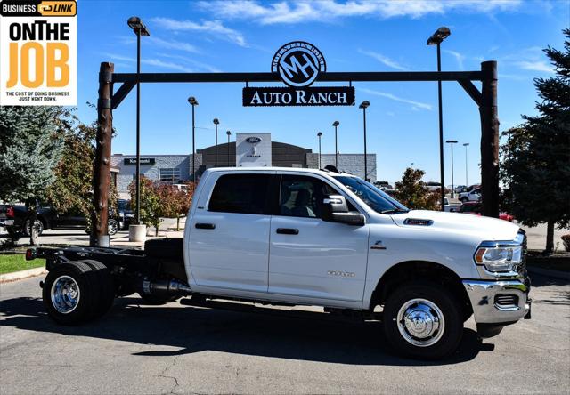 2024 RAM Ram 3500 Chassis Cab RAM 3500 SLT CREW CAB CHASSIS 4X4 60 CA