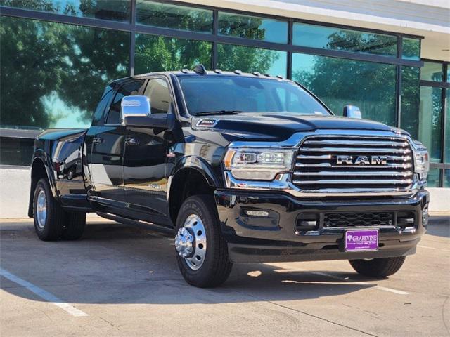 2024 RAM Ram 3500 RAM 3500 LIMITED LONGHORN MEGA CAB 4X4 64 BOX