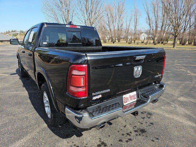 2022 RAM 1500 Laramie Crew Cab 4x4 57 Box