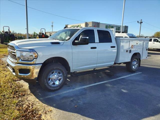 2023 RAM Ram 3500 RAM 3500 TRADESMAN CREW CAB 4X4 8 BOX