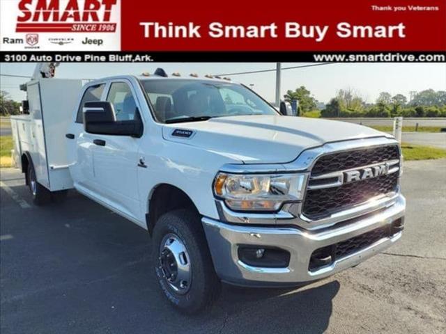 2023 RAM Ram 3500 Chassis Cab RAM 3500 TRADESMAN CREW CAB CHASSIS 4X4 60 CA