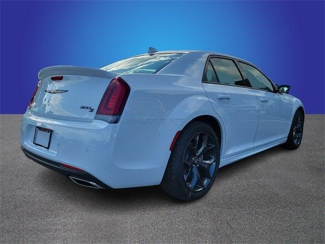 2023 Chrysler Chrysler 300 300S V8