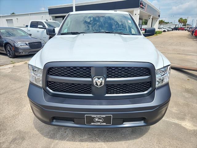 2023 RAM Ram 1500 Classic RAM 1500 CLASSIC TRADESMAN CREW CAB 4X4 57 BOX