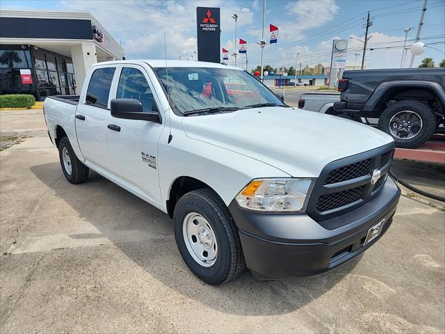 2023 RAM Ram 1500 Classic RAM 1500 CLASSIC TRADESMAN CREW CAB 4X4 57 BOX