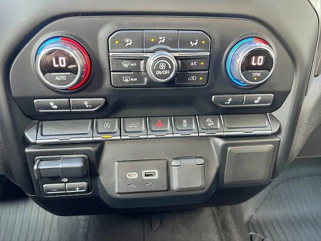 2020 Chevrolet Silverado 1500 4WD Crew Cab Short Bed RST