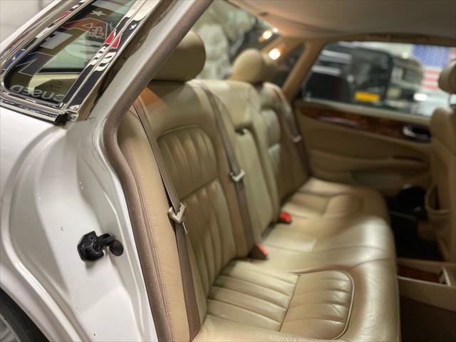 1999 Jaguar XJ XJ8 4dr Sedan