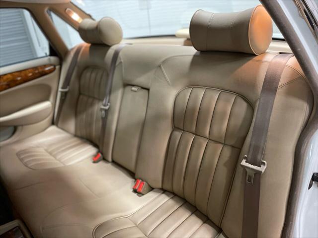 1999 Jaguar XJ XJ8 4dr Sedan