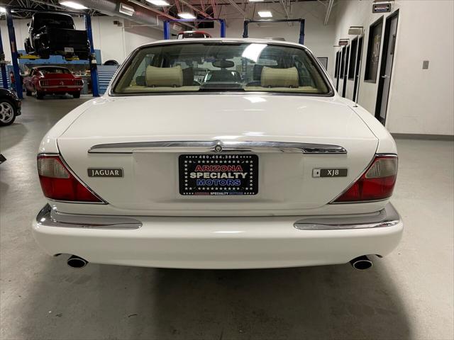 1999 Jaguar XJ XJ8 4dr Sedan