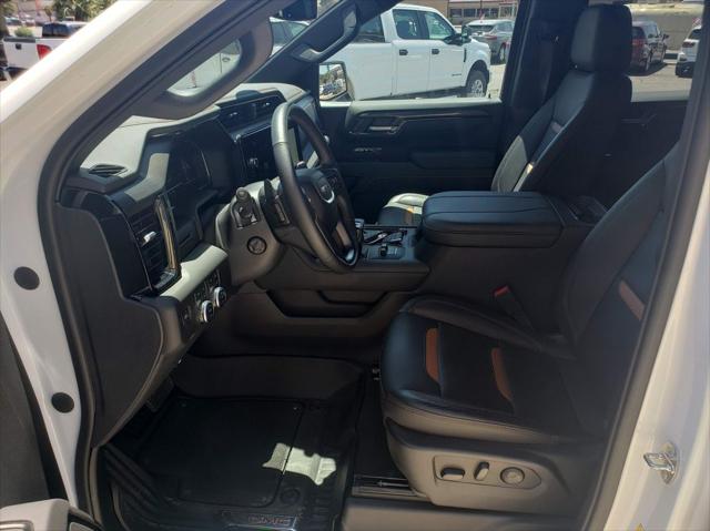 2023 GMC Sierra 1500 4WD Crew Cab Short Box AT4
