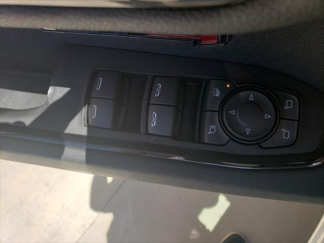 2023 GMC Sierra 1500 4WD Crew Cab Short Box AT4