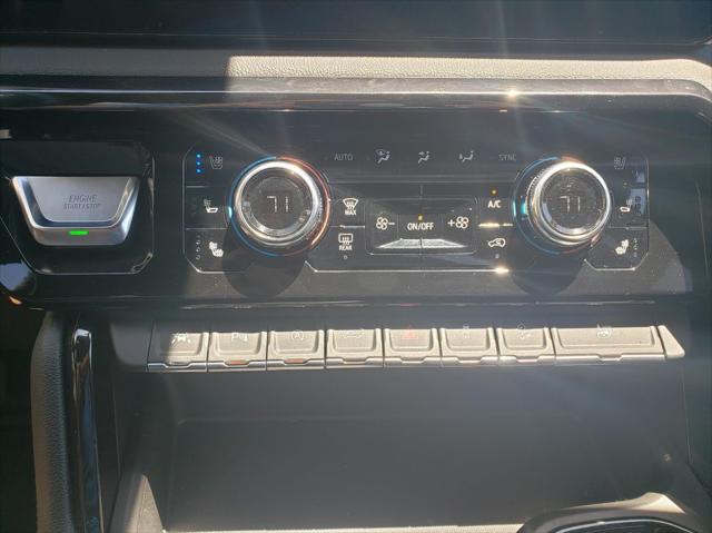 2023 GMC Sierra 1500 4WD Crew Cab Short Box AT4