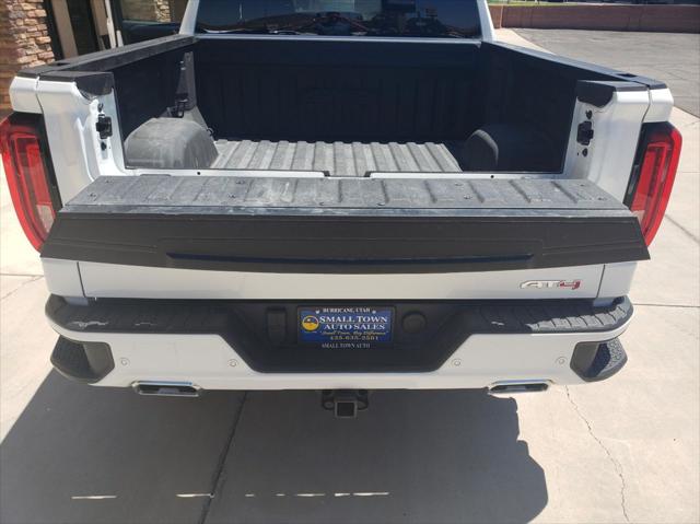 2023 GMC Sierra 1500 4WD Crew Cab Short Box AT4