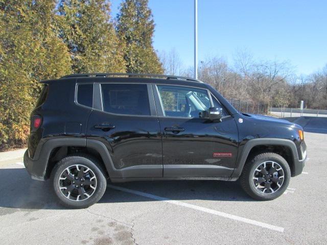 2023 Jeep Renegade RENEGADE TRAILHAWK 4X4