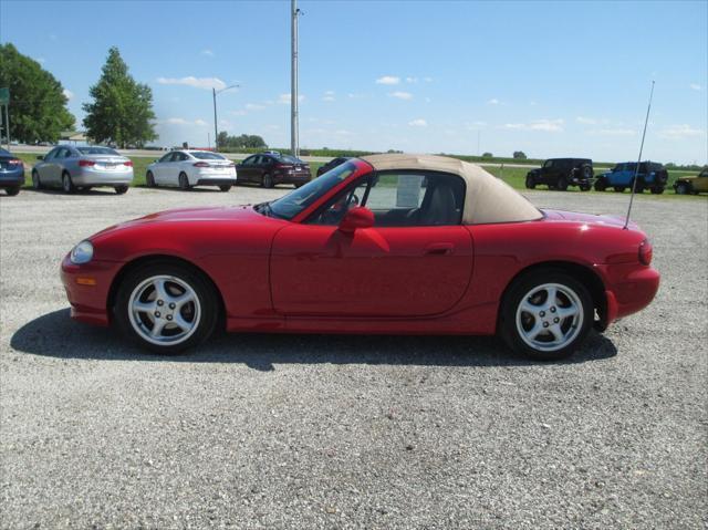 2000 Mazda MX-5 Miata 