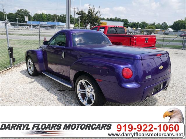 2004 Chevrolet SSR 2 Door Sport Truck Combo