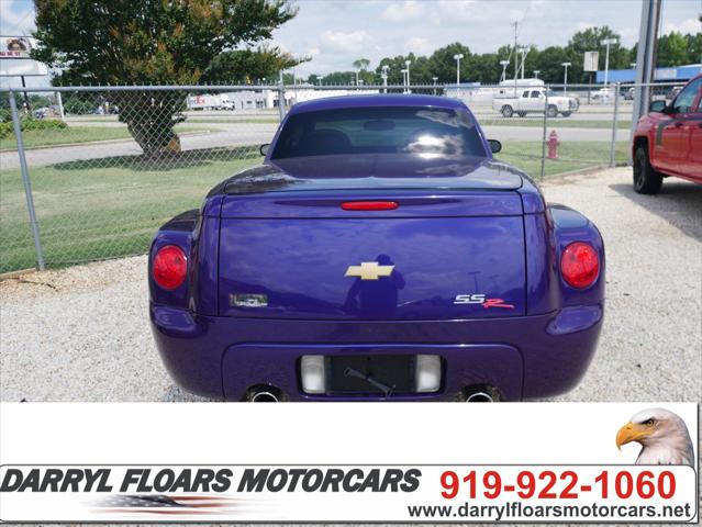 2004 Chevrolet SSR 2 Door Sport Truck Combo