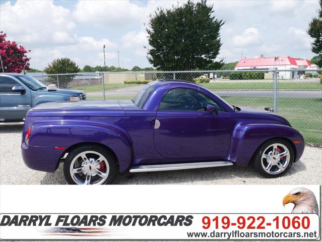 2004 Chevrolet SSR 2 Door Sport Truck Combo