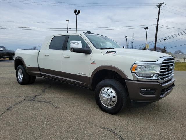 2024 RAM Ram 3500 RAM 3500 LIMITED LONGHORN MEGA CAB 4X4 64 BOX