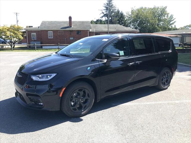 2023 Chrysler Pacifica Hybrid PACIFICA PLUG-IN HYBRID TOURING L