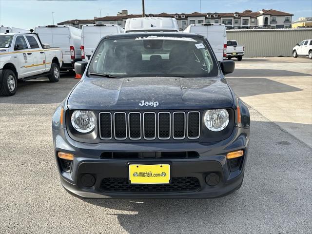 2023 Jeep Renegade RENEGADE LATITUDE 4X4