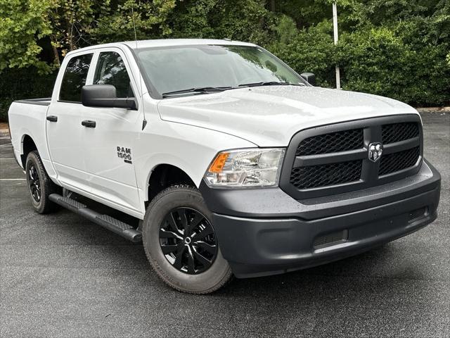 2023 RAM Ram 1500 Classic RAM 1500 CLASSIC TRADESMAN CREW CAB 4X4 57 BOX