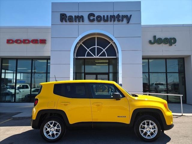 2023 Jeep Renegade RENEGADE LATITUDE 4X4