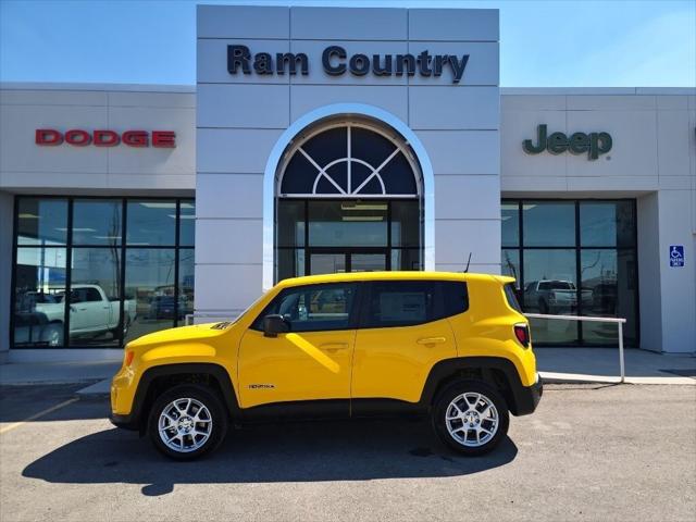 2023 Jeep Renegade RENEGADE LATITUDE 4X4