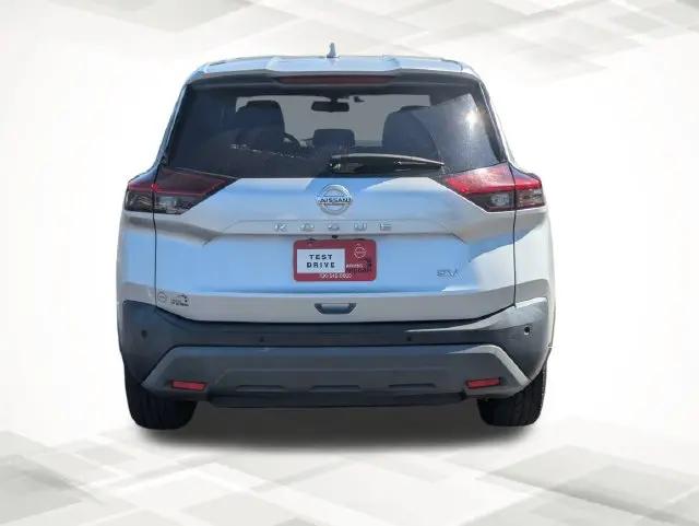 2021 Nissan Rogue SV FWD