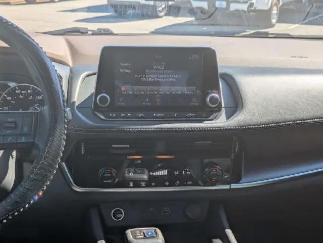 2021 Nissan Rogue SV FWD