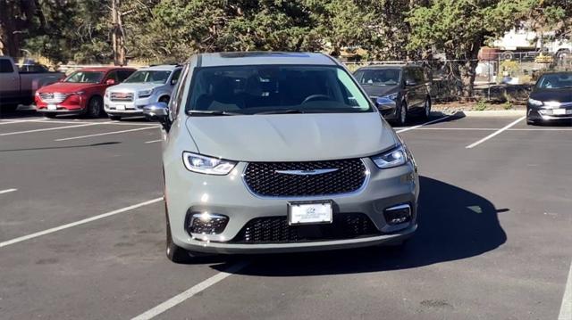 2023 Chrysler Pacifica Plug-In Hybrid PACIFICA PLUG-IN HYBRID LIMITED