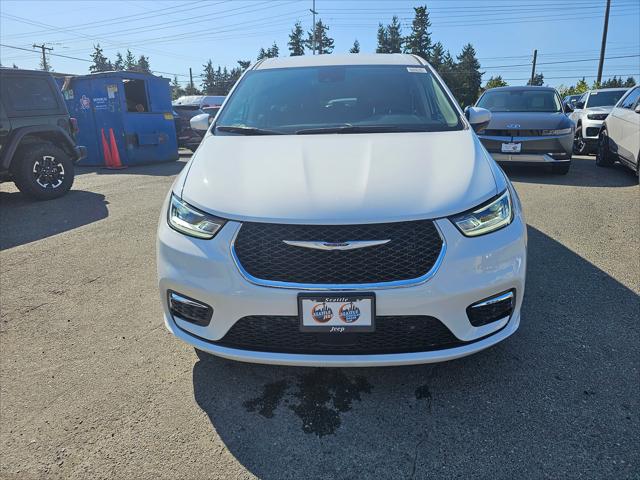 2023 Chrysler Pacifica Hybrid PACIFICA PLUG-IN HYBRID TOURING L