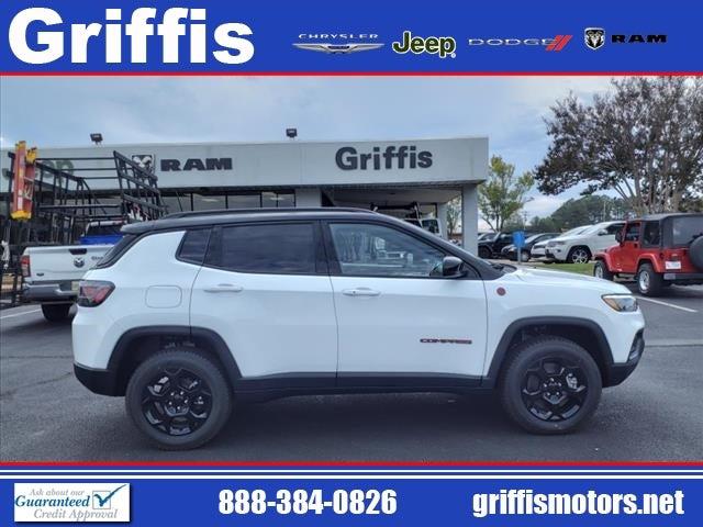 2023 Jeep Compass COMPASS TRAILHAWK 4X4