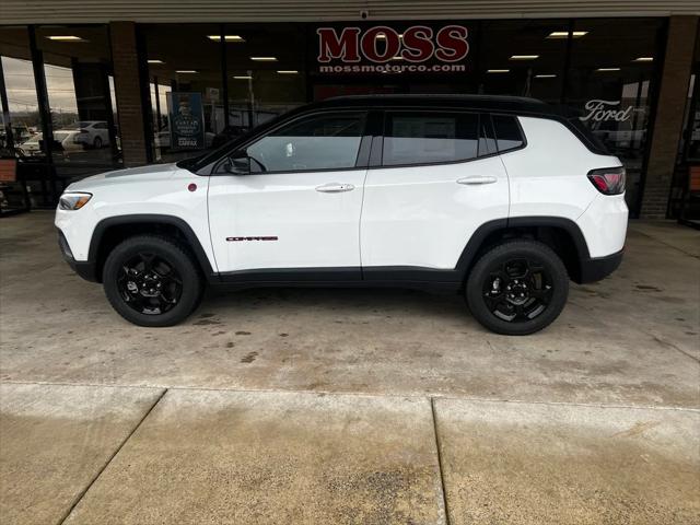 2023 Jeep Compass COMPASS TRAILHAWK 4X4