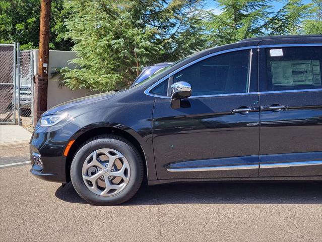 2023 Chrysler Pacifica PACIFICA LIMITED AWD