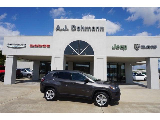 2023 Jeep Compass COMPASS LATITUDE 4X4