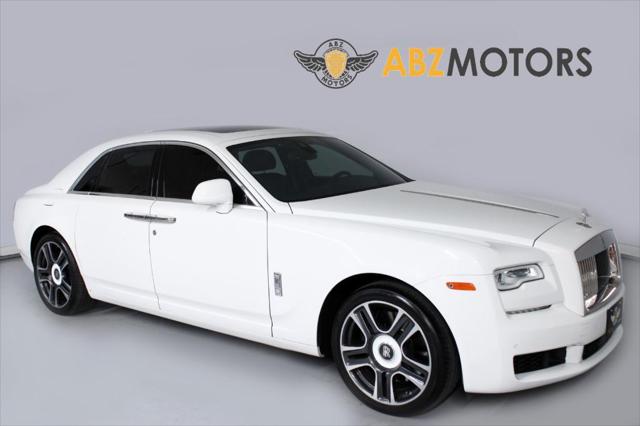 HIRE ROLLS ROYCE CULLINAN  INSTANT BOOKING IN HOUSTON