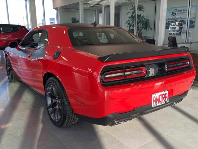 2023 Dodge Challenger CHALLENGER R/T