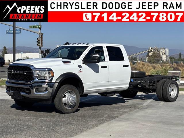 2023 RAM Ram 5500 Chassis Cab RAM 5500 TRADESMAN CHASSIS CREW CAB 4X2 84 CA