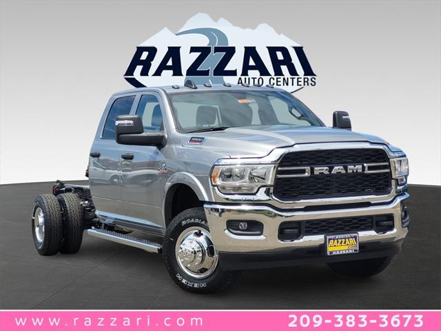 2023 RAM Ram 3500 Chassis Cab RAM 3500 TRADESMAN CREW CAB CHASSIS 4X4 60 CA