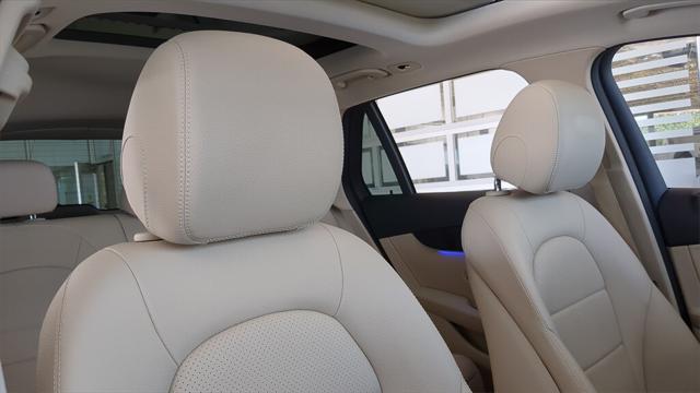 2022 Mercedes-Benz GLC SUV