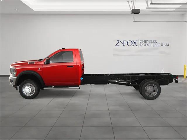 2024 RAM Ram 5500 Chassis Cab RAM 5500 TRADESMAN CHASSIS REGULAR CAB 4X2 108 CA 2024 RAM Ram 5500 Chassis Cab RAM 5500 TRADESMAN CHASSIS REGULAR CAB 4X2 108 CA