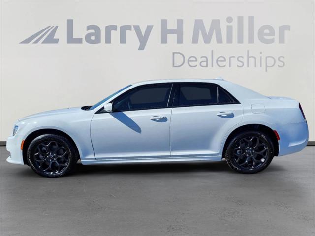 2023 Chrysler Chrysler 300 300 TOURING L AWD