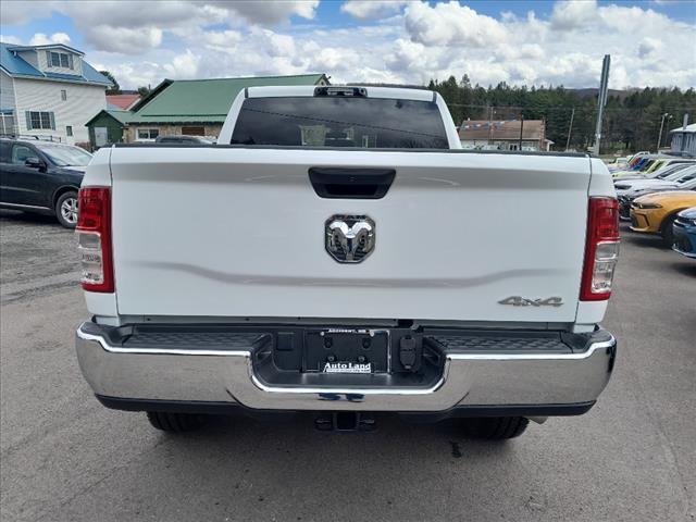 2024 RAM Ram 2500 RAM 2500 TRADESMAN CREW CAB 4X4 64 BOX