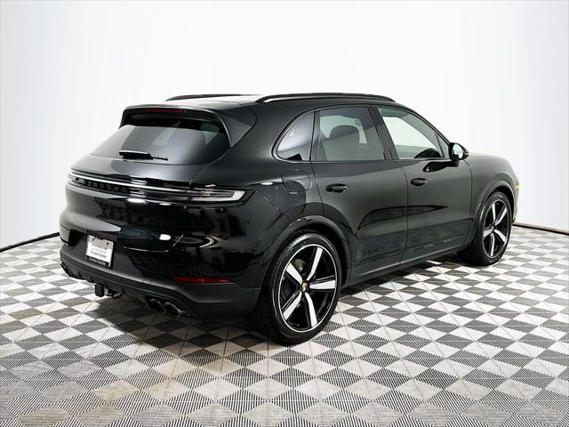 2024 Porsche Cayenne AWD