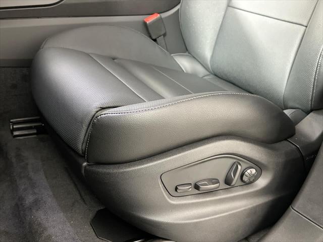 2024 Porsche Cayenne AWD