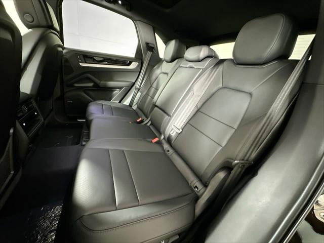 2024 Porsche Cayenne AWD