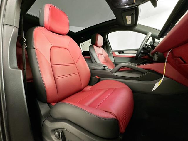 2024 Porsche Cayenne Coupe AWD