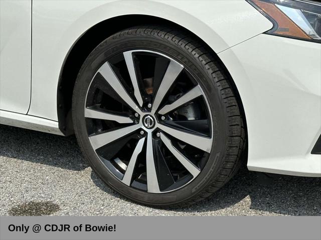2020 Nissan Altima SR FWD