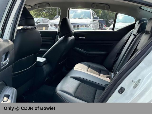 2020 Nissan Altima SR FWD